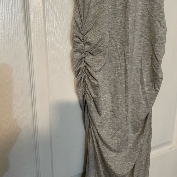 Venus set of 4 body-con dresses with side ruching - Picture 11 of 11